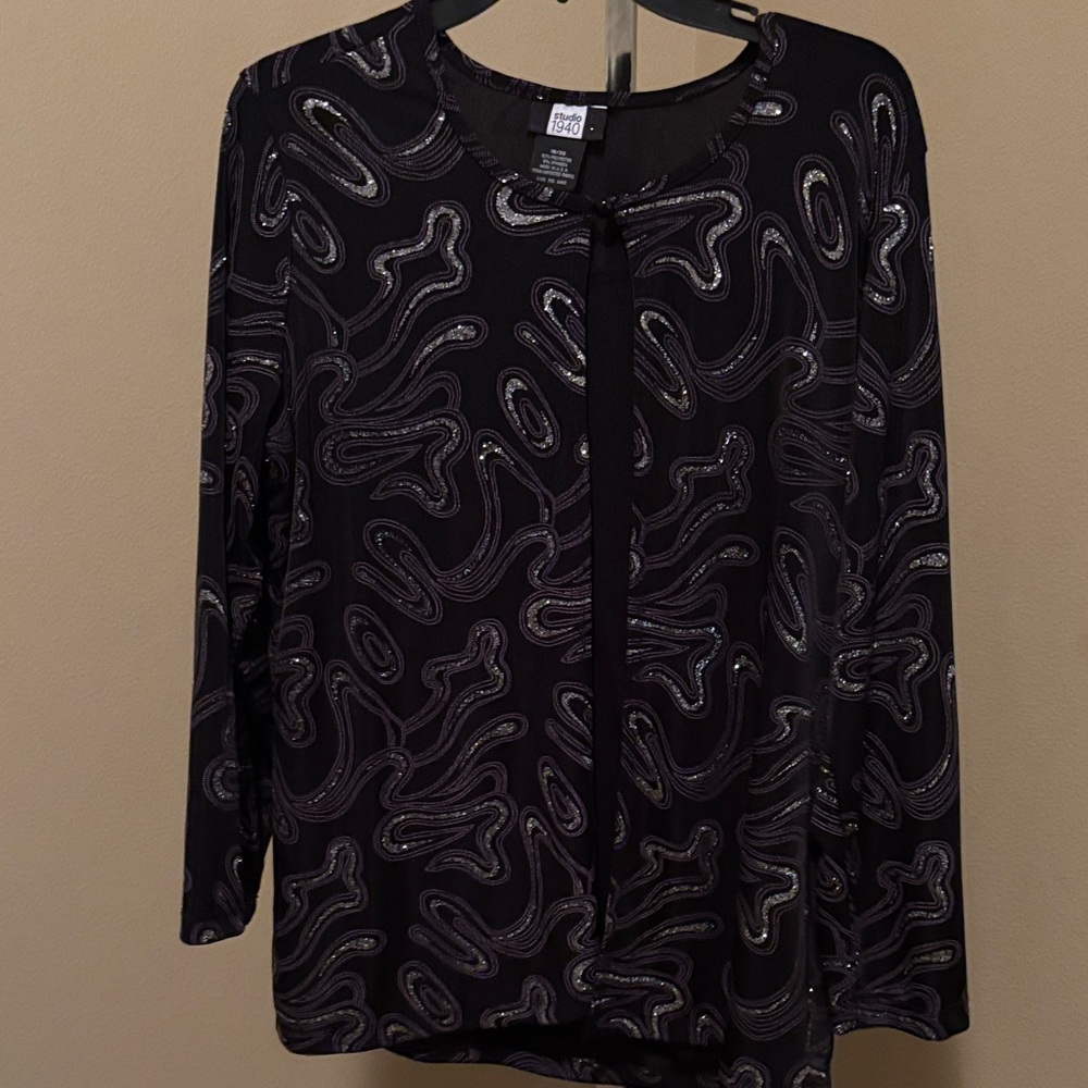 Studio 1940 Black And Silver Patterned Blouse - image 1